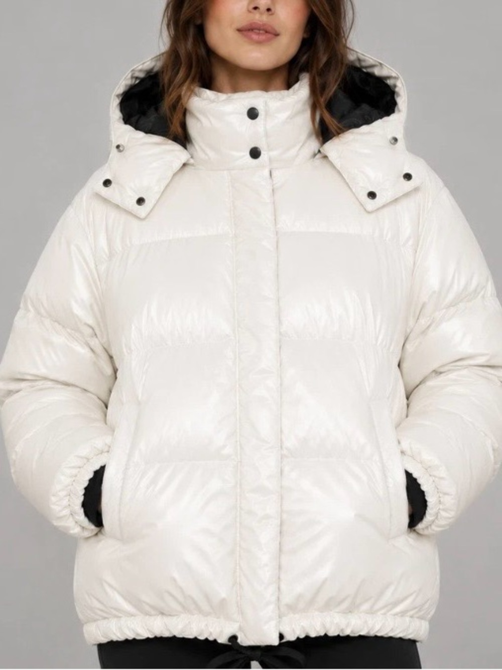 STEVE MADDEN PUFFER JACKET WHITH HOODIE.SIZE MEDIUM